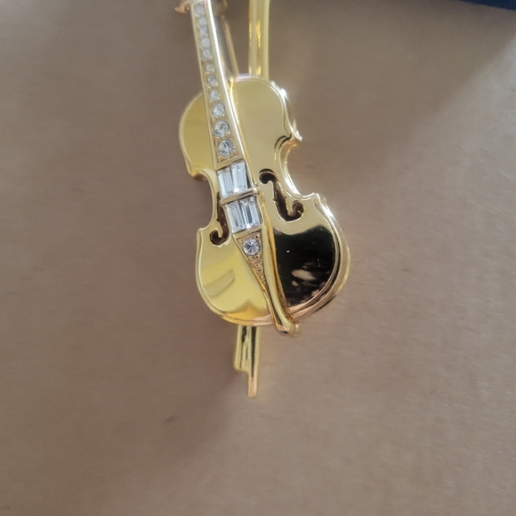 Swarovski Vintage Violin Pin - Picture 2 of 5